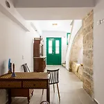Ink Phos Hotel
