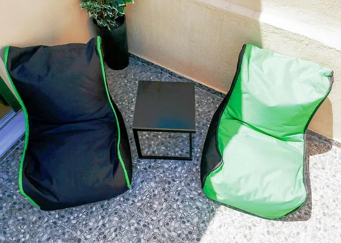 فندق Ink Phos ريثيمنو