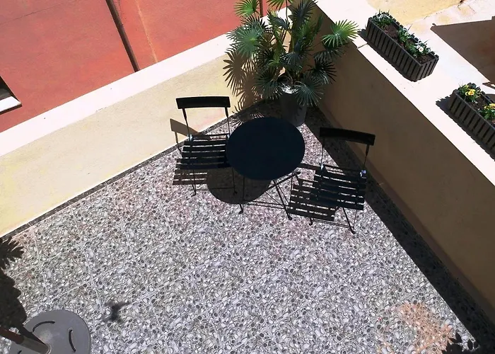 Ink Phos Ξενοδοχείο 2*